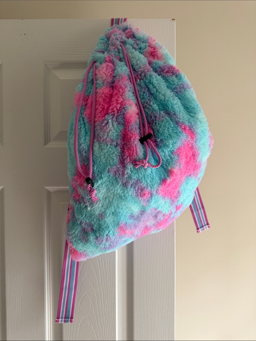 NWOT iScream Plush Tie-Dye Kids Drawstring Backpack - Aqua, Pink & Purple
